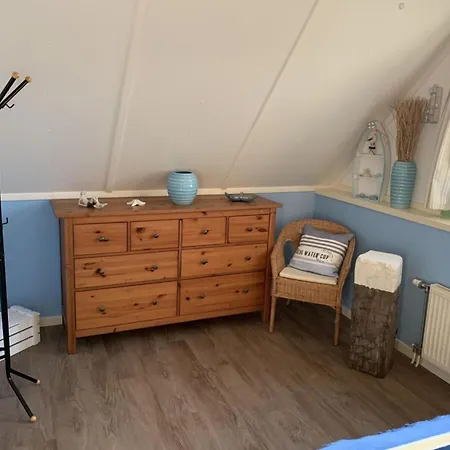 Spacious Near The Seabeach Apartment