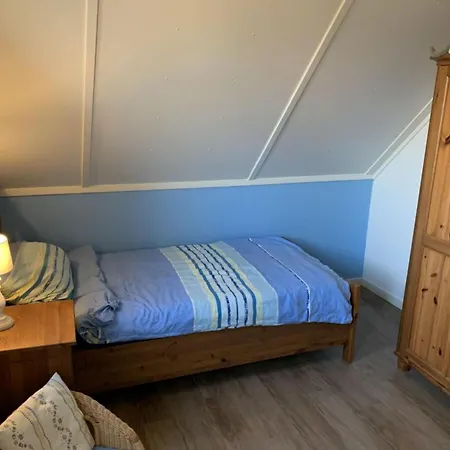 Spacious Near The Seabeach