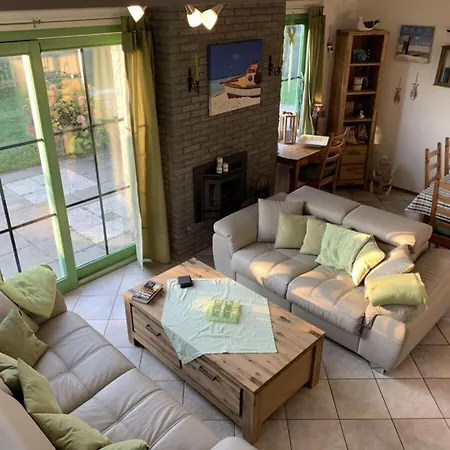 Spacious Near The Seabeach Apartment *
